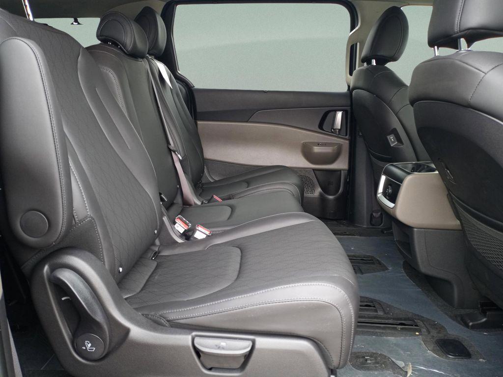 new 2026 Kia Carnival Hybrid car, priced at $44,564
