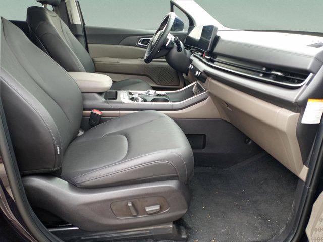 new 2026 Kia Carnival Hybrid car, priced at $43,765