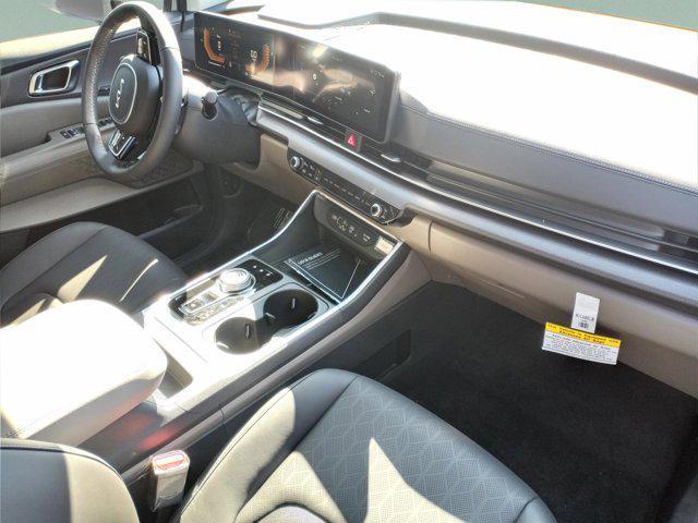 new 2026 Kia Carnival Hybrid car, priced at $44,260