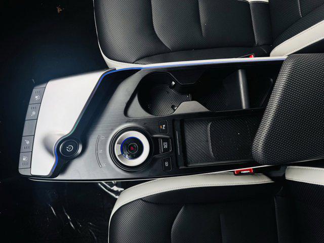 new 2025 Kia EV6 car, priced at $46,350