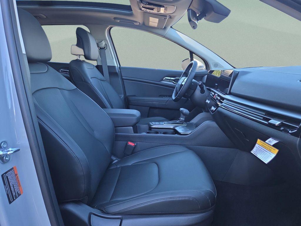 new 2026 Kia Sportage car, priced at $35,983