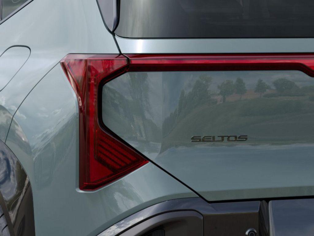 new 2027 Kia Seltos car, priced at $33,934