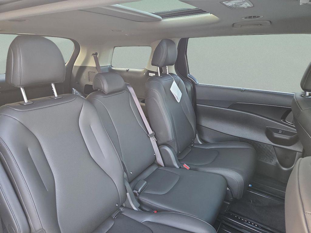 new 2026 Kia Carnival car, priced at $49,044