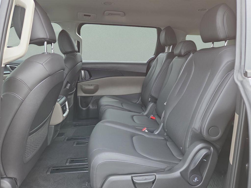 new 2026 Kia Carnival car, priced at $42,419