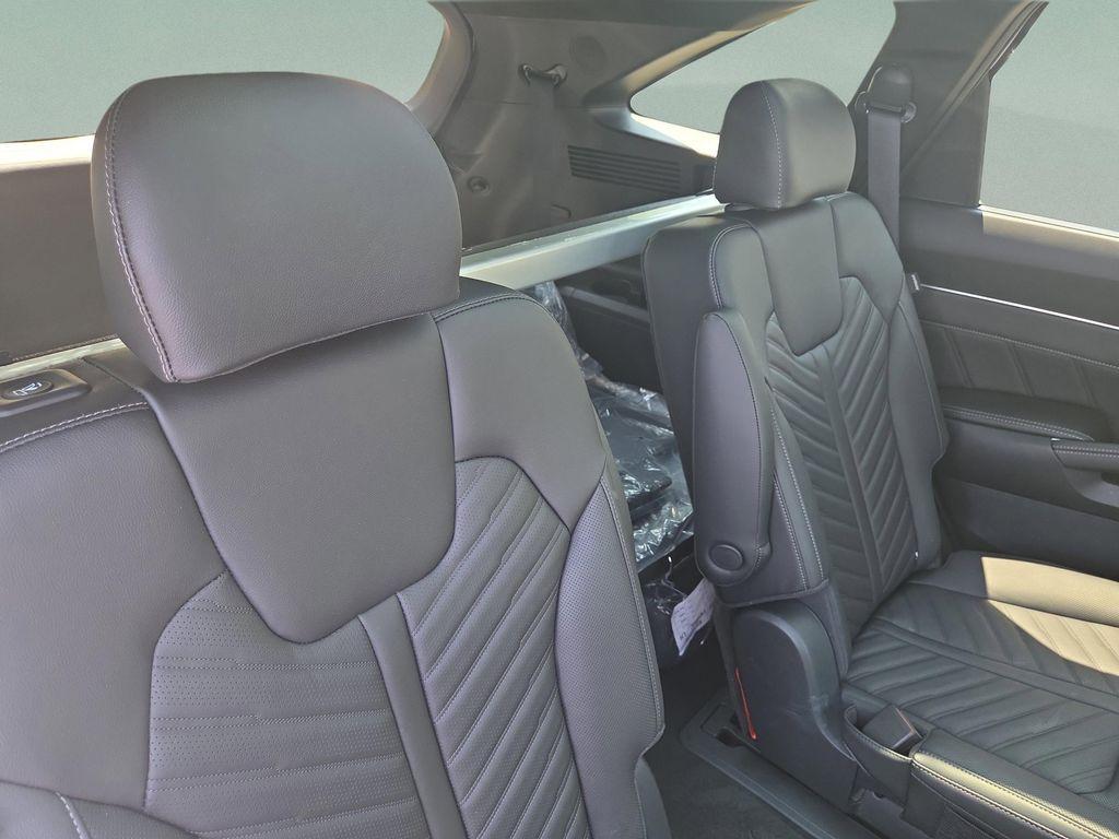 new 2026 Kia Sorento car, priced at $47,004