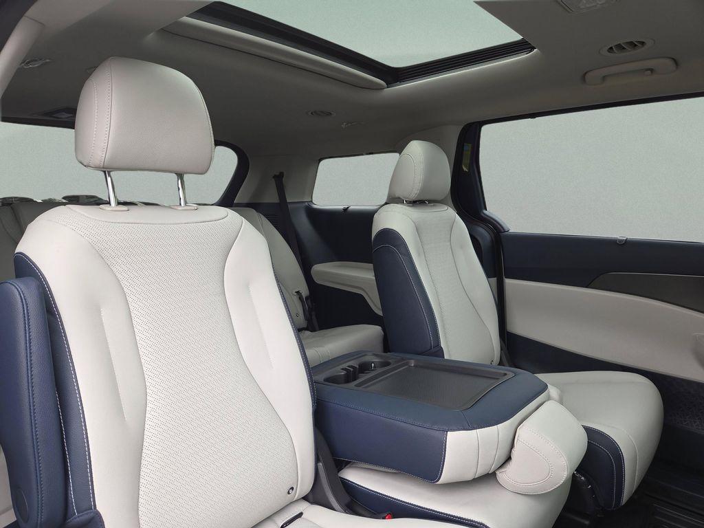 new 2026 Kia Carnival Hybrid car, priced at $54,644