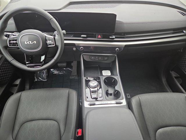 new 2026 Kia Carnival Hybrid car, priced at $52,245