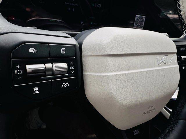 new 2025 Kia EV6 car, priced at $45,915