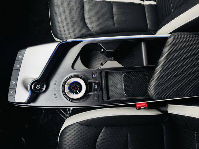 new 2025 Kia EV6 car, priced at $45,915
