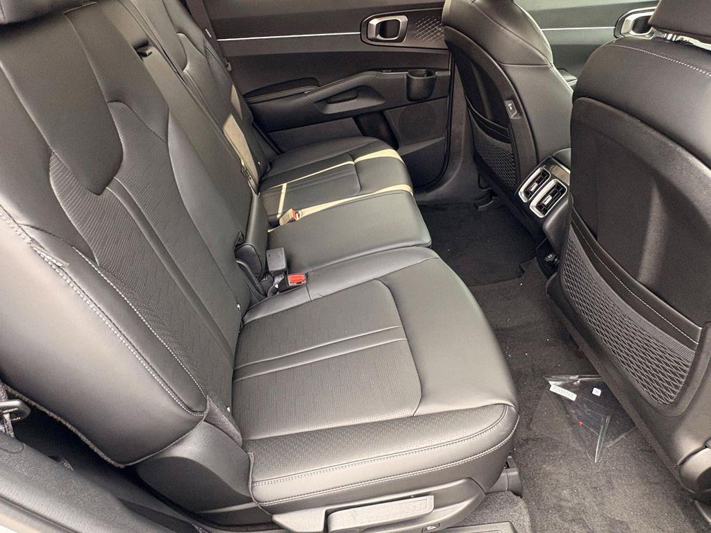 new 2026 Kia Sorento car, priced at $38,294