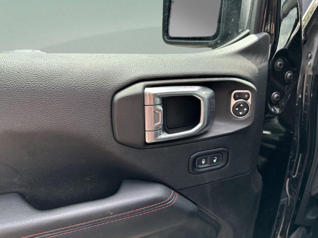 used 2023 Jeep Gladiator car, priced at $45,292