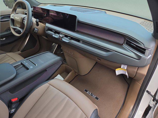 new 2026 Kia EV9 car, priced at $64,976