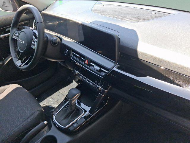 new 2026 Kia Seltos car, priced at $27,560