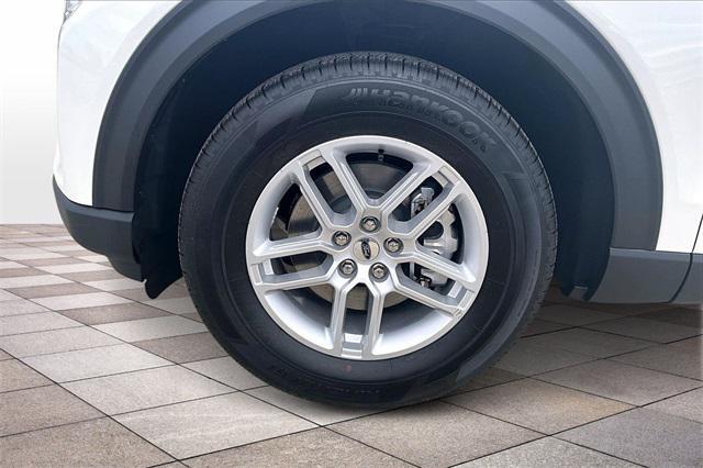 new 2026 Ford Explorer car, priced at $43,120