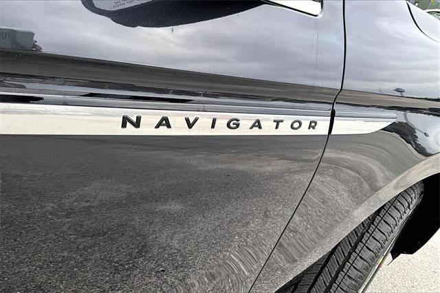 new 2026 Lincoln Navigator car, priced at $106,090