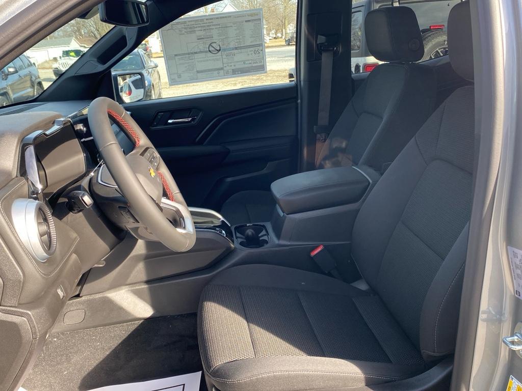 new 2025 Chevrolet Colorado car, priced at $38,490