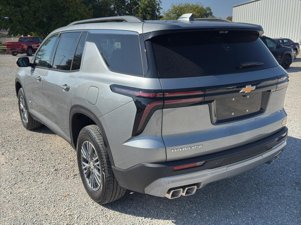new 2026 Chevrolet Traverse car, priced at $45,345
