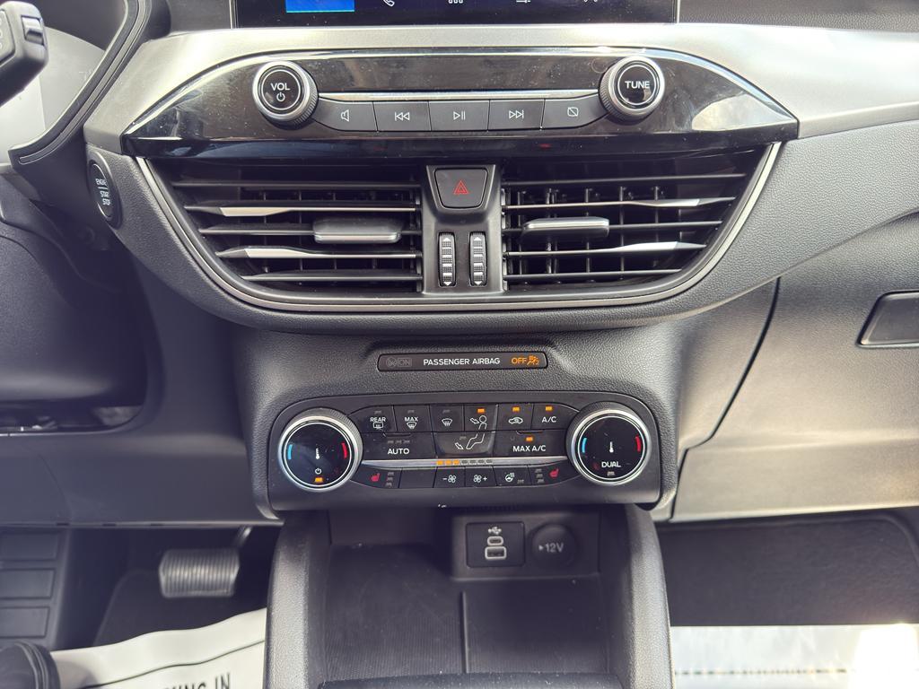 used 2024 Ford Escape car, priced at $25,900