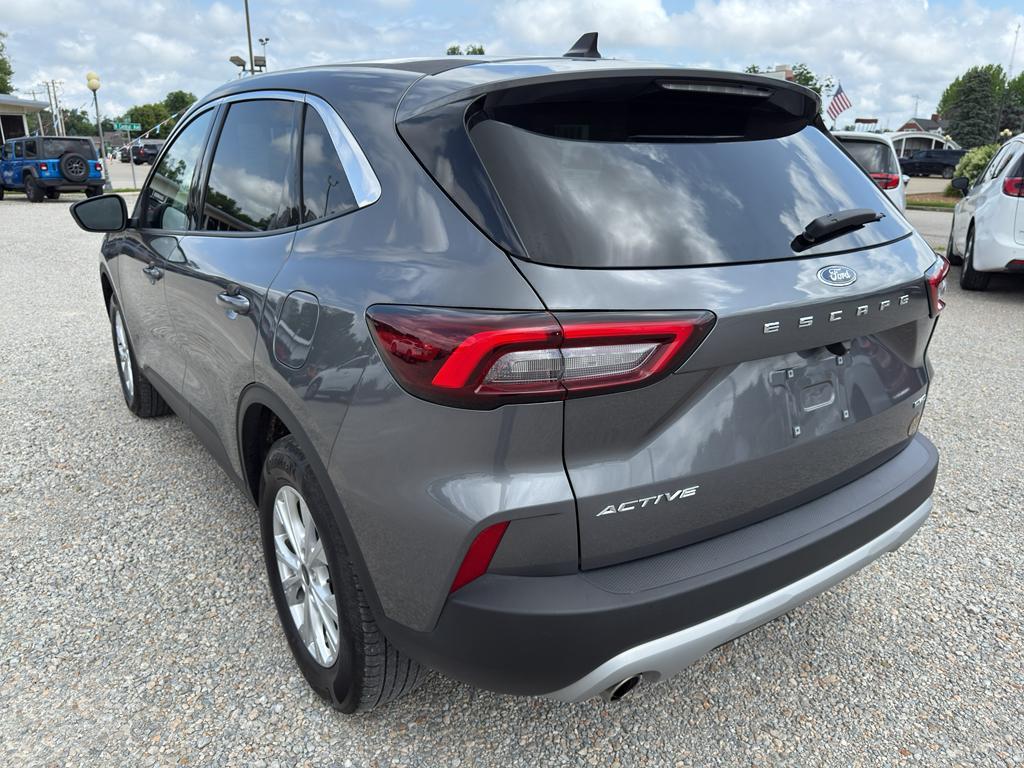 used 2024 Ford Escape car, priced at $25,900