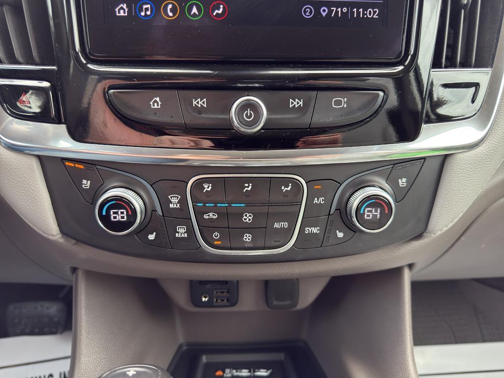 used 2020 Chevrolet Traverse car, priced at $23,900