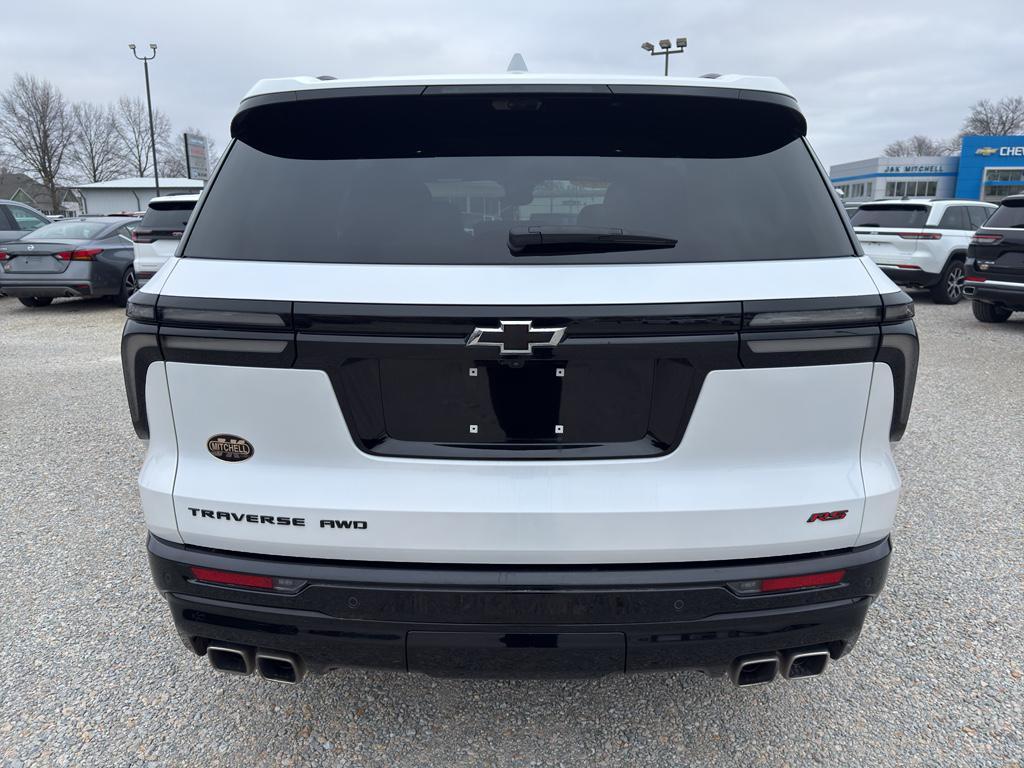 used 2024 Chevrolet Traverse car, priced at $46,900