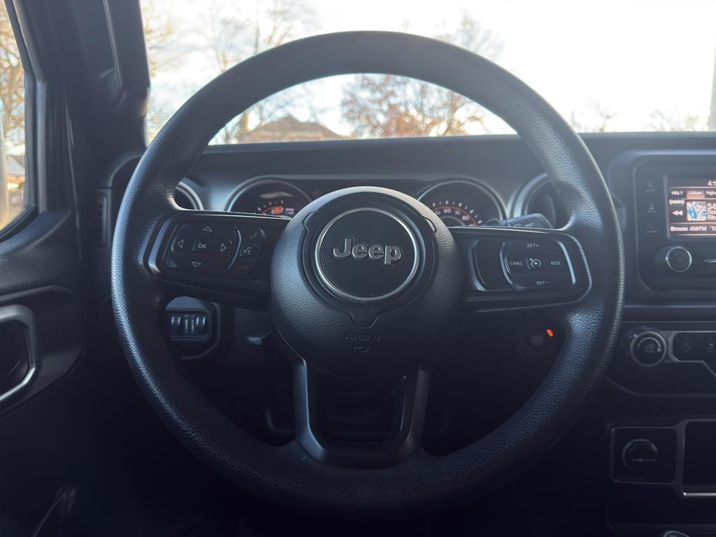 used 2021 Jeep Wrangler Unlimited car, priced at $27,900