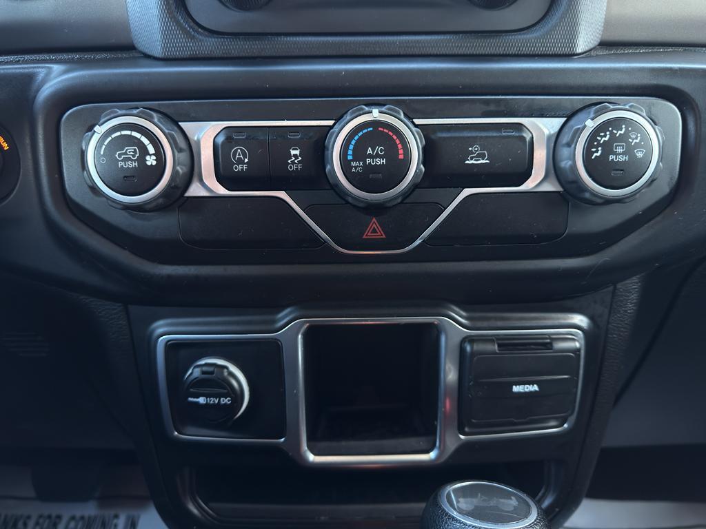 used 2021 Jeep Wrangler Unlimited car, priced at $27,900