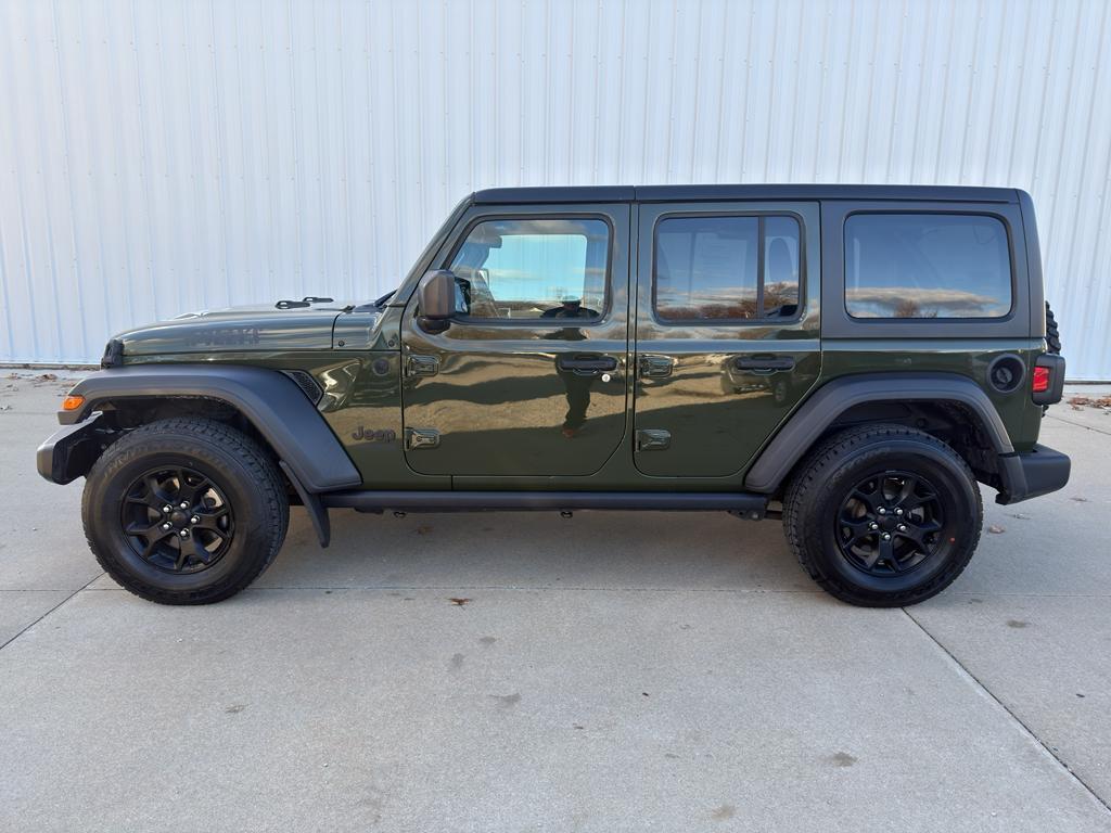 used 2021 Jeep Wrangler Unlimited car, priced at $27,900