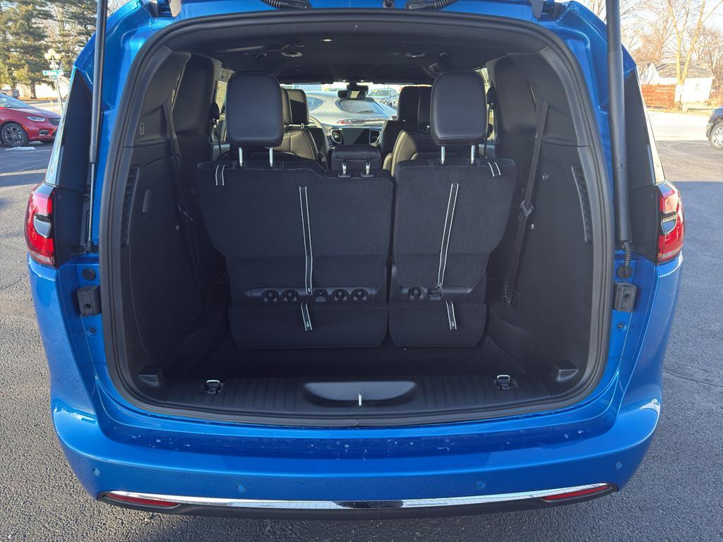 new 2026 Chrysler Pacifica car, priced at $49,955