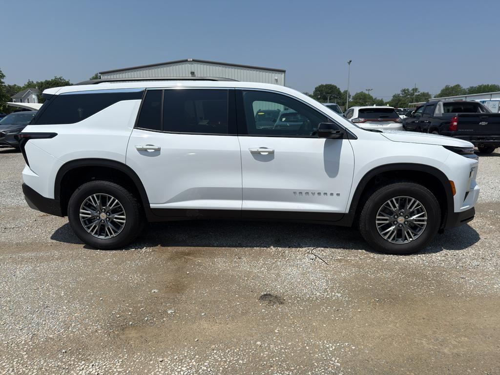 new 2025 Chevrolet Traverse car, priced at $42,195