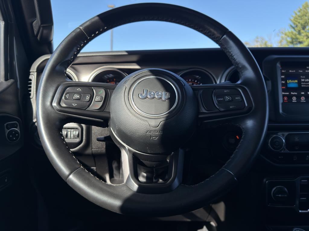 used 2022 Jeep Gladiator car, priced at $35,900