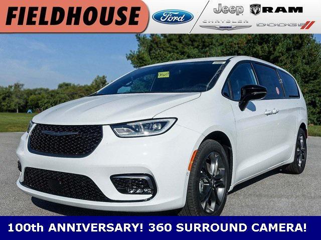 new 2026 Chrysler Pacifica car, priced at $40,998