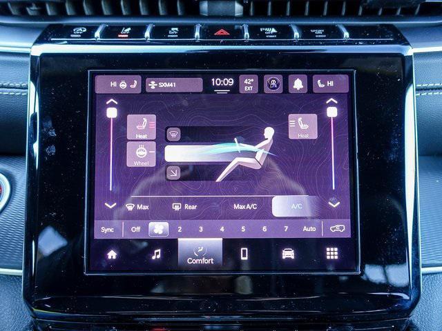 new 2025 Jeep Grand Cherokee car, priced at $42,483