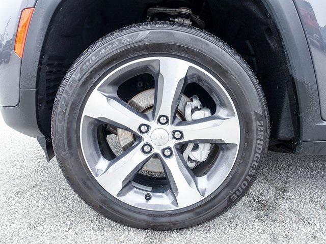 used 2024 Jeep Grand Cherokee car, priced at $33,932