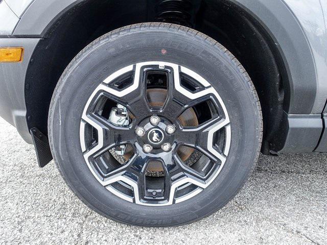 new 2025 Ford Bronco Sport car, priced at $33,213