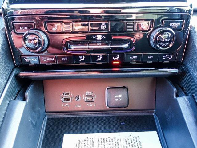 new 2025 Jeep Grand Cherokee L car, priced at $45,884