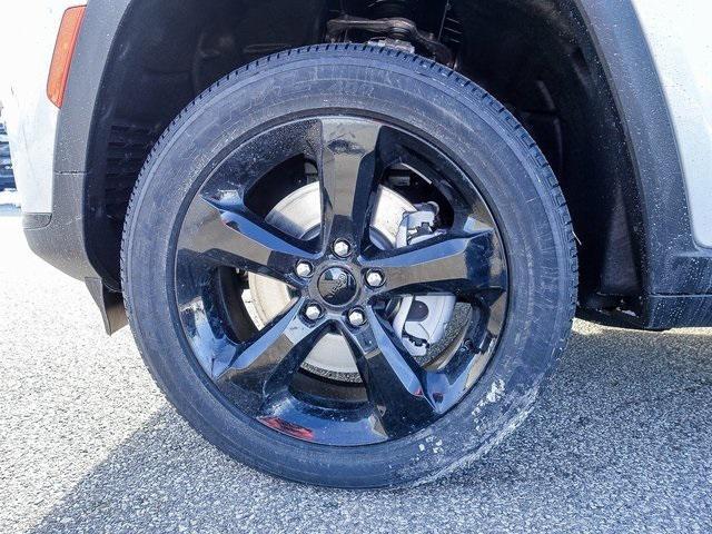 new 2025 Jeep Grand Cherokee L car, priced at $45,884