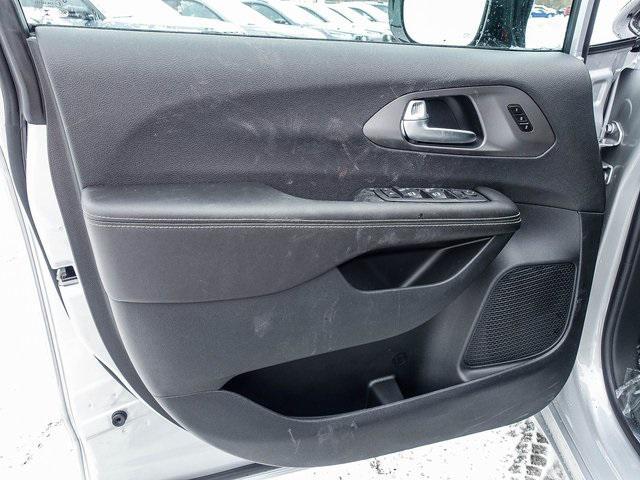 new 2026 Chrysler Pacifica car, priced at $46,680