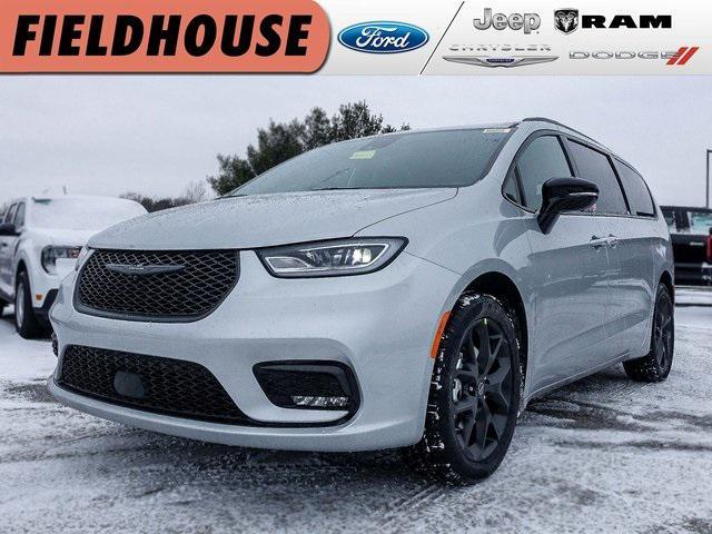 new 2026 Chrysler Pacifica car, priced at $46,680