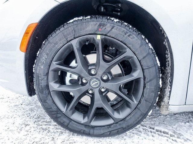 new 2026 Chrysler Pacifica car, priced at $46,680