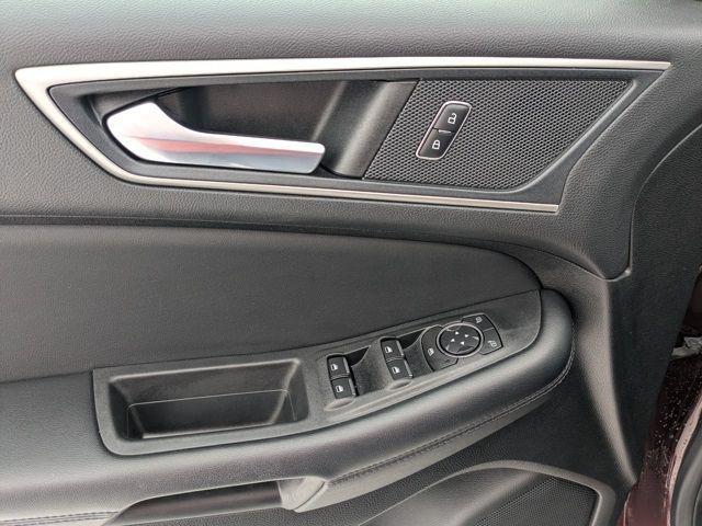 used 2022 Ford Edge car, priced at $25,337