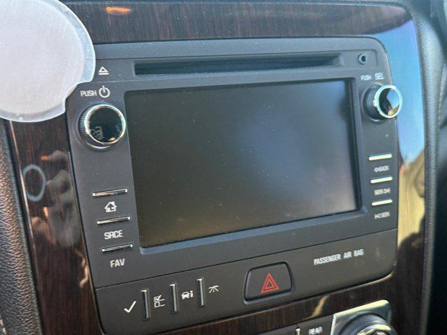 used 2015 Chevrolet Traverse car, priced at $10,999