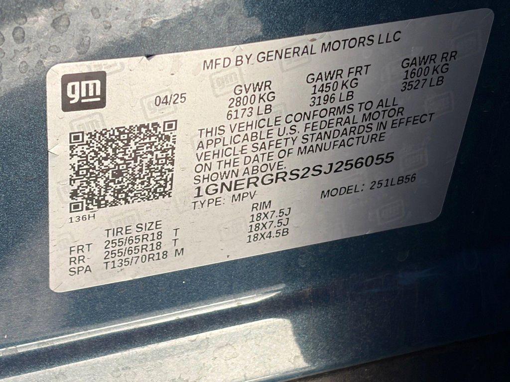used 2025 Chevrolet Traverse car, priced at $37,598