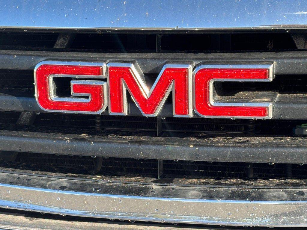 used 2005 GMC Sierra 1500 car, priced at $11,598