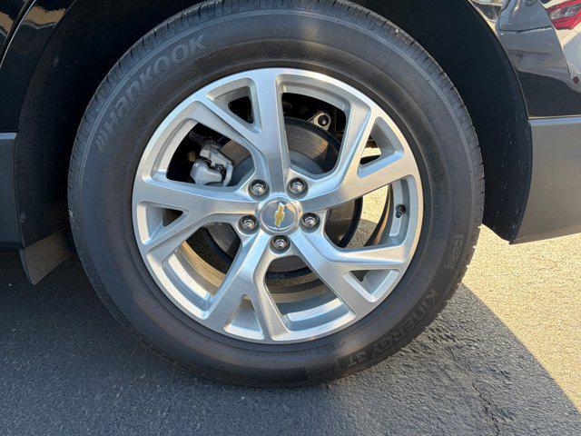 used 2021 Chevrolet Equinox car, priced at $24,999