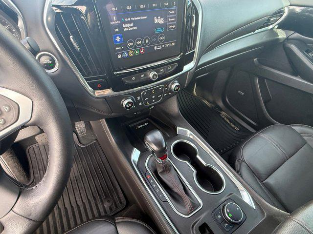 used 2022 Chevrolet Traverse car, priced at $27,499