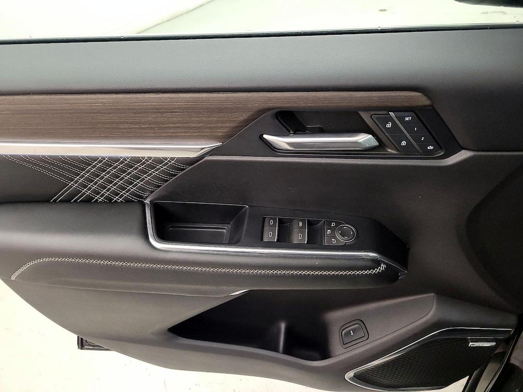 used 2024 GMC Acadia car, priced at $40,998