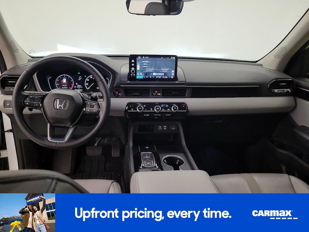 used 2023 Honda Pilot car, priced at $37,998