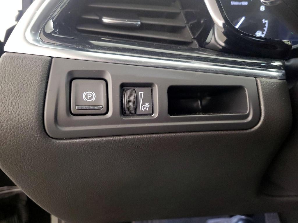 used 2025 Cadillac XT5 car, priced at $35,998