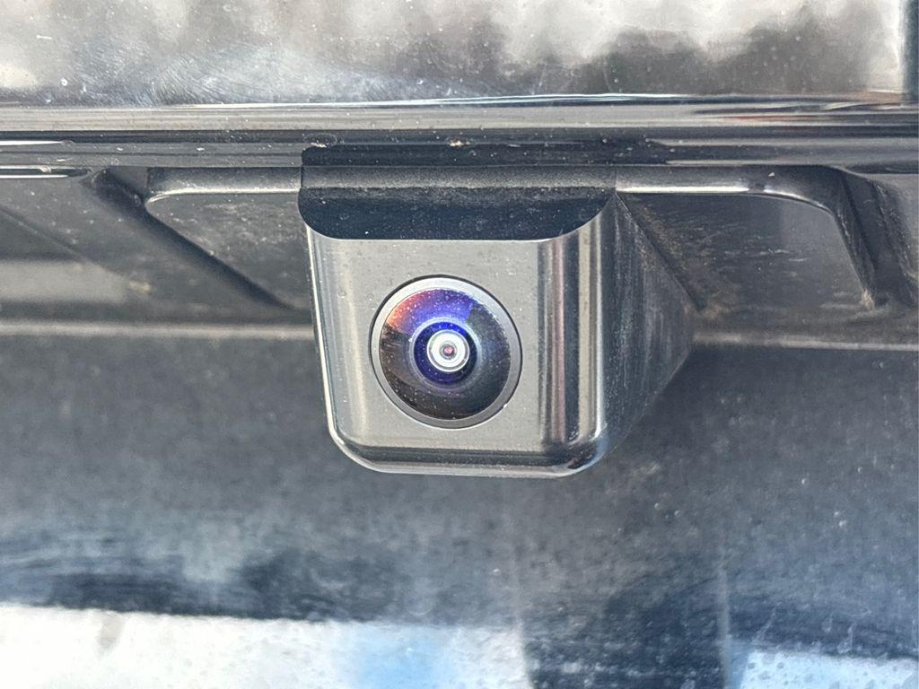 used 2025 Kia Sorento car, priced at $28,990